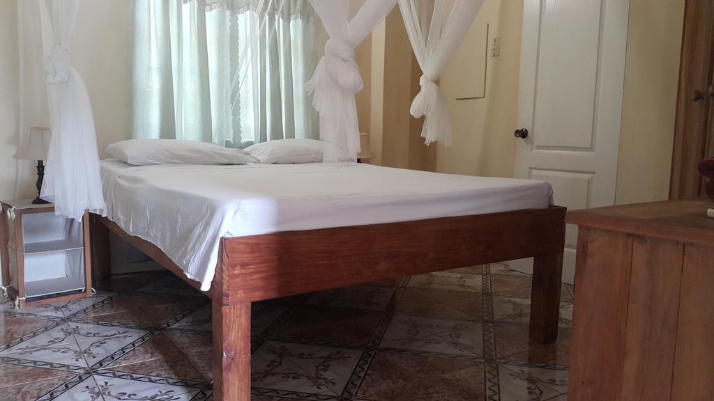Aparthotel Lillibets à Castara Extérieur photo
